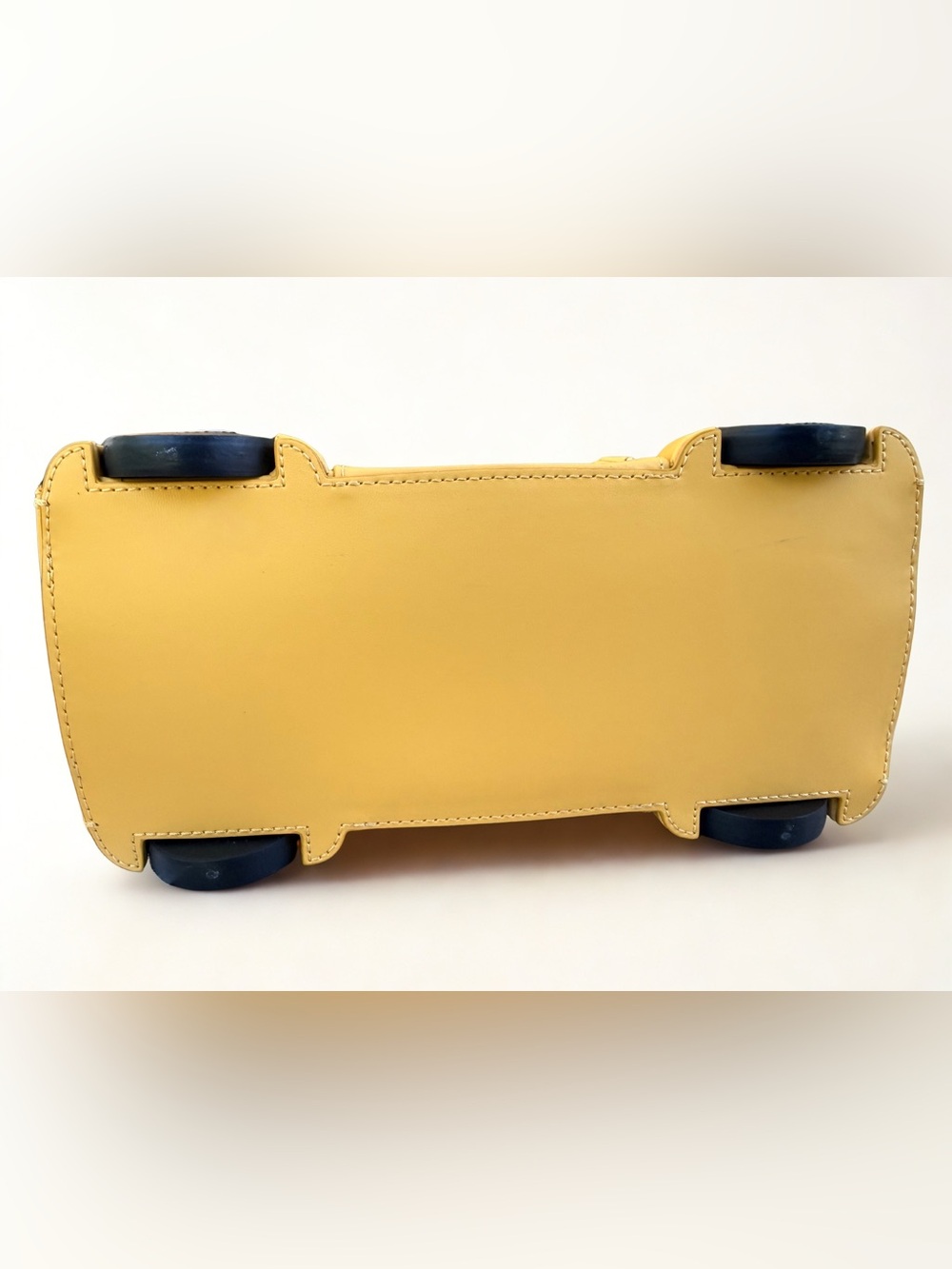 SOLD! NWT Kate Spade Beep Beep Car K6051 Crossbody Bag Yellow RARE w Dust Bag - Picture 10 of 12